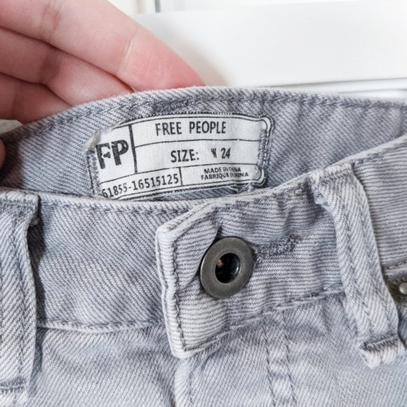 Free People Distressed Jean Shorts Gray Size 24 - Picture 4 of 5